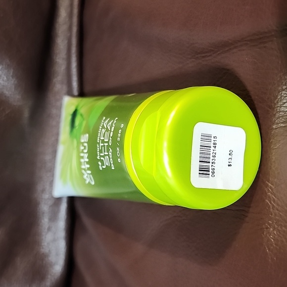 B&BW White Citrus Ultra Shea Body Cream - Picture 3 of 3
